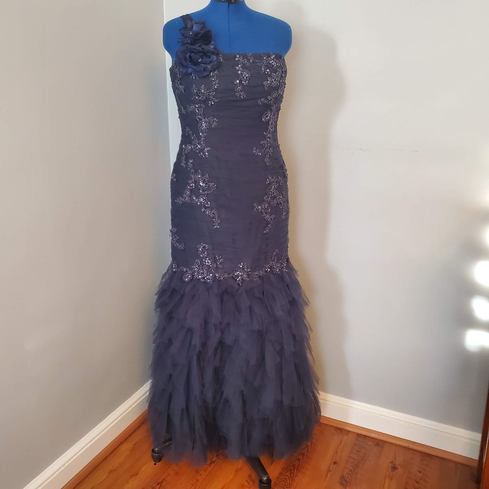 Evening gown Camille Size 14 Navy